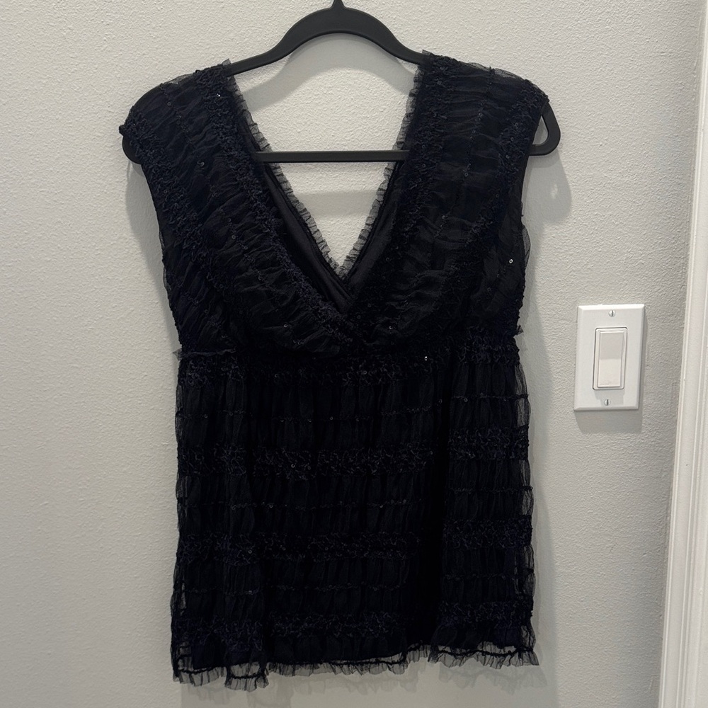 Max studio  sequin and mesh V-Neck Top